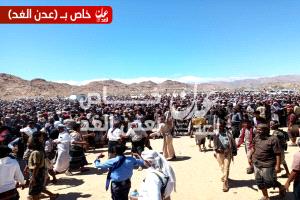 اليمن تودع جثمان المناضل اللواء احمد مساعد حسين في موكب جنائزي مهيب بمسقط راسه