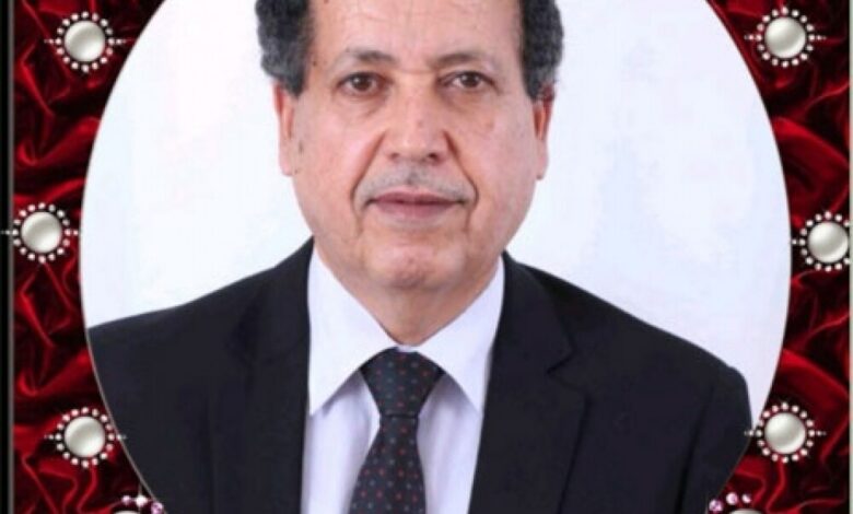 ترقية الدكتور عبدالملك الدناني استاذ الإعلام بجامعة صنعاء إلى درجة الأستاذية في كلية الإمارات للتكنولوجيا