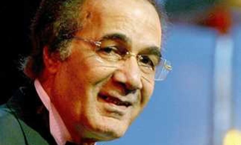 وفاة نجم السينما المصرية الشهير محمود ياسين