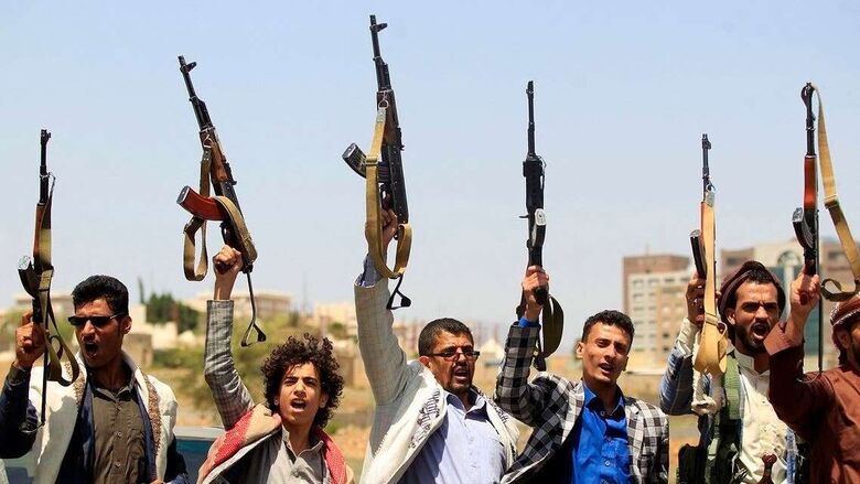 معارك عنيفة جنوب مأرب.. والحوثي ينفذ اعتقالات في العبدية
