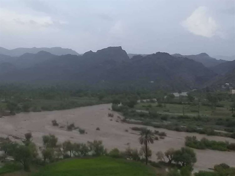 الارصاد:  الأمطار تعم 15 محافظة يمنية خلال الساعات القادمة