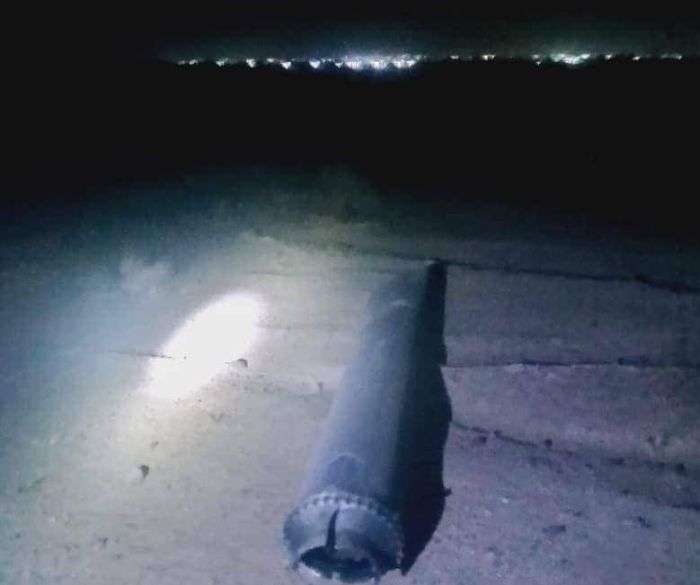 ميليشيات الحوثي تستهدف مناطق مكتظة بالنازحين بصواريخ باليستية في مأرب