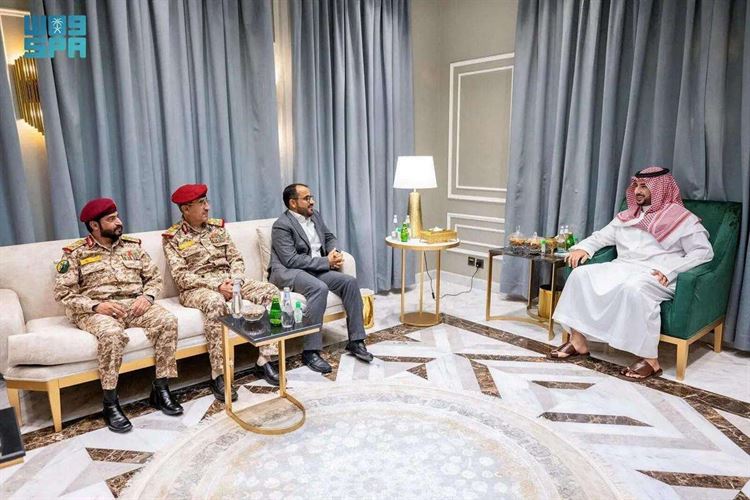 صحيفة إماراتية تكشف تفاصيل اتفاق جديد بين الحكومة والحوثيين