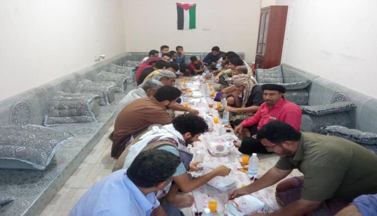 مركز عدن للدراسات الأدبية يقيم مأدبة افطار وأمسية رمضانية