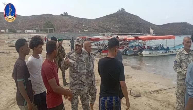 مدير الأمن البحري قطاع خليج عدن يتفقد سير الخطة الأمنية في عيد الفطر