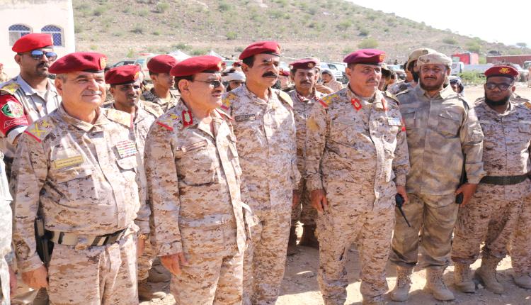 لجنة من وزارة الدفاع تزور محور أبين العملياتي في رابع عيد الفطر المبارك
