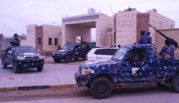 شرطة محافظة شبوة تضبط متهم في قضية القتل العمد