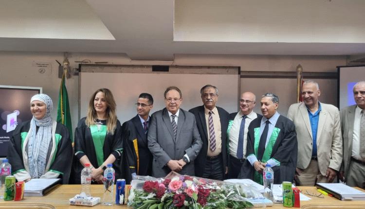الرئيس علي ناصر يحضر مناقشة رسالة الدكتوراة للباحث محمد هيثم عبد الرب قاسم في جامعة القاهرة