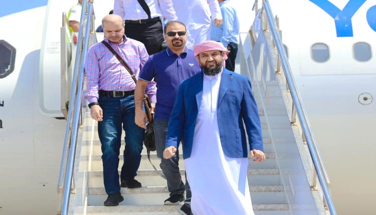 عضو مجلس القيادة الرئاسي "المحرّمي" يصل إلى عدن
