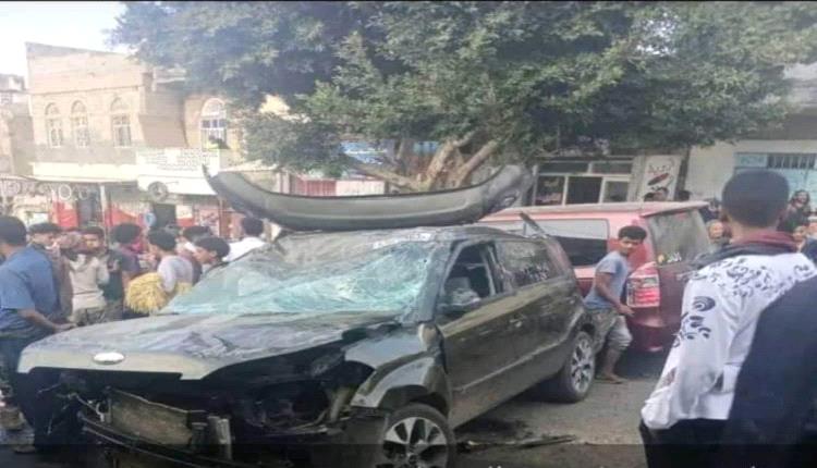 وفاة خمس نساء ورجل بحادث مروري مروع في تعز... فيديو
