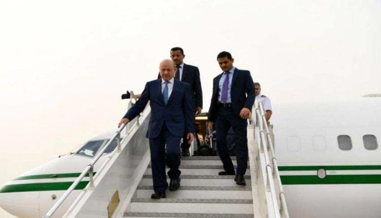 عاجل: وصول الرئيس العليمي ورئيس الوزراء إلى عدن 
