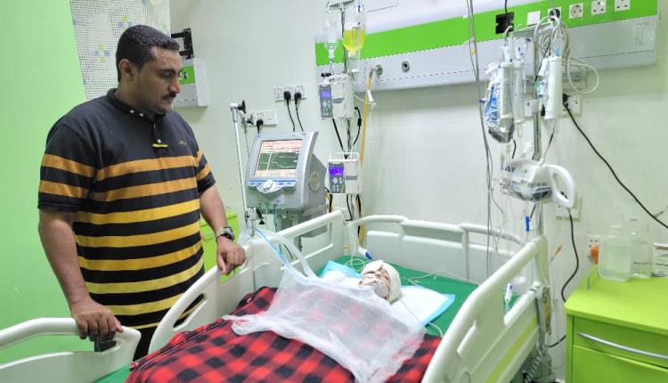والد الطفلة "ماجدة" ضحية الرصاصة الراجعة بمدينة جعار يشكر كل من ساهم في علاج ابنته
