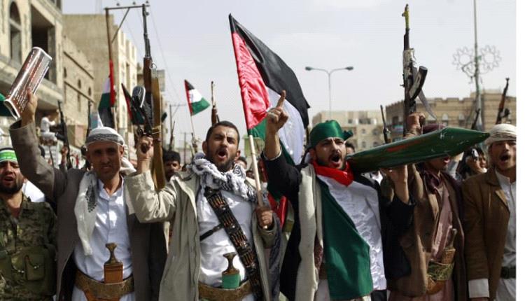 زعيم الحوثيين : أي هجوم أمريكي لن يمر دون رد
