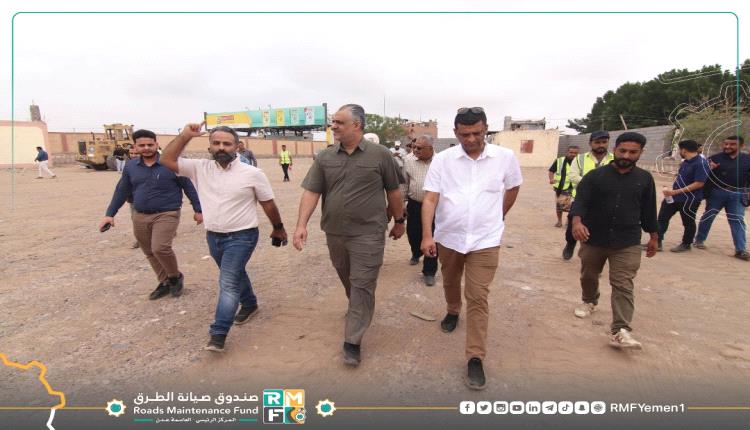رئيس صندوق صيانة الطرق يدشن محطة الوزن المحوري في طريق الحسيني بمحافظة لحج