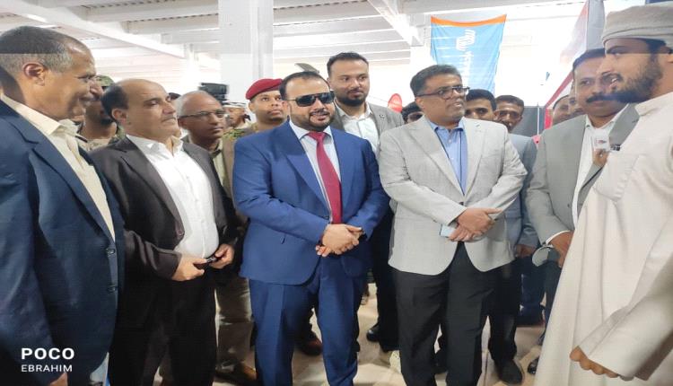 وزير الأشغال المهندس الحريزي يفتتح المعرض الأول للأعمال والبناء بالعاصمة عدن
