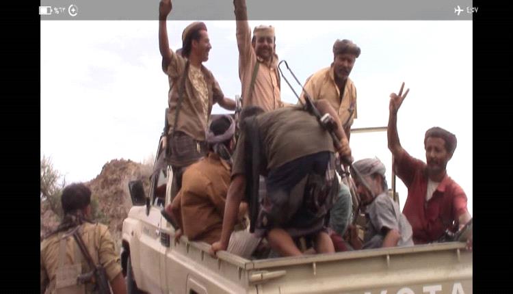 قوات الجيش والمقاومة تتصدى لهجوم حوثي في جبهة كرش