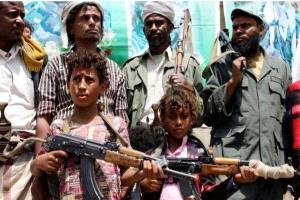 الحوثيون يدفعون بعشرات المهمشين للجبهات 

