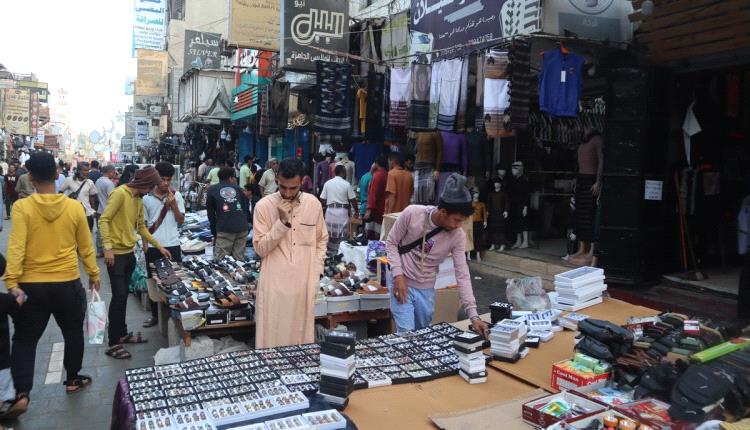 رمضان.. موسم تجاري لباعة الشوارع في اليمن