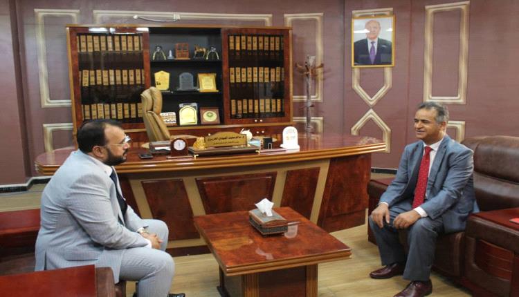 وزير الأشغال يلتقي السفير الليبي