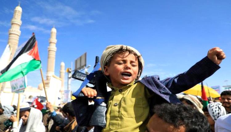 الحوثيون يسجنون عددا من القاصرين لرفضهم الاستمرار في الدورات الطائفية