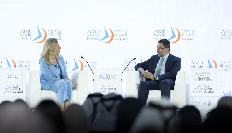رئيس الوزراء يتحدث في قمة الإعلام العربي عن أولويات رئيسية لمستقبل اليمن