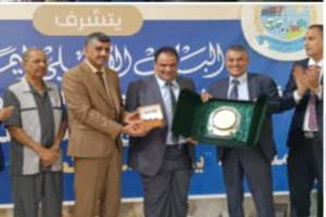 عدن .. البنك الاهلي اليمني ينظم حفلا خطابيا وتكريميا بمناسبة يوم العمال العالمي 