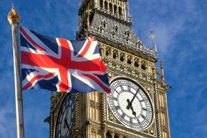 بريطانيا: ليس الوقت مناسب للسلام في اليمن 
