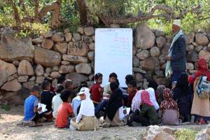 أكثر من 4.5 مليون طفل يمني خارج المدرسة
