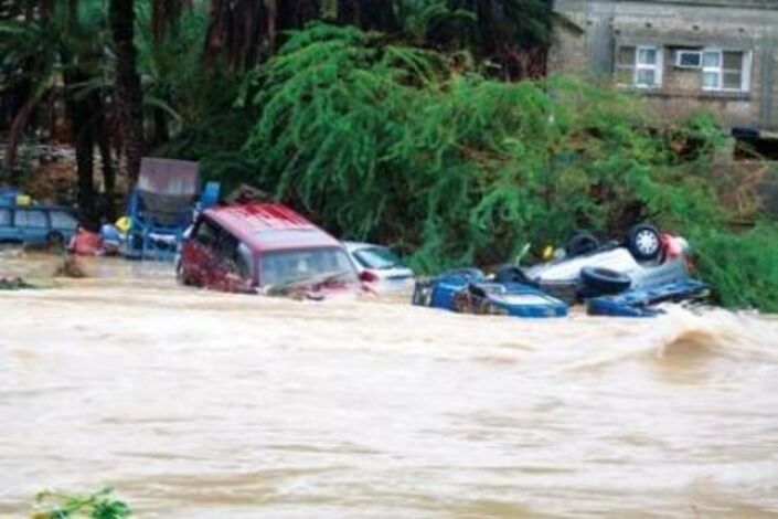 مخاوف من حصول منخفض جوي يؤدي إلى فيضانات في حضــرموت