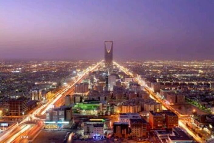 السعودية تحذِّر مواطنيها من مبتزِّين دوليين عبر الهاتف