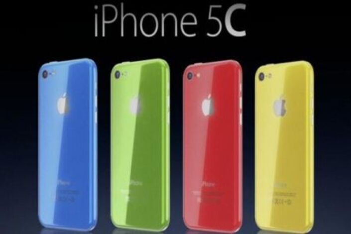 آبل تعتزم خفض إنتاج هاتفها الجديد iPhone 5C