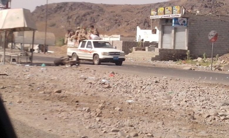 المقاومة الجنوبية تتمكن من أسر 40 جندي من القوات الموالية للحوثيين بجبهة عكد بأبين