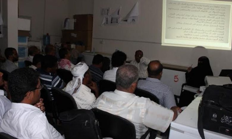 مكتب صحة ساحل حضرموت يعقد لقاءاً تقييمياً تشاورياً موسعاً لقيادات الصحة بمديريات ساحل حضرموت