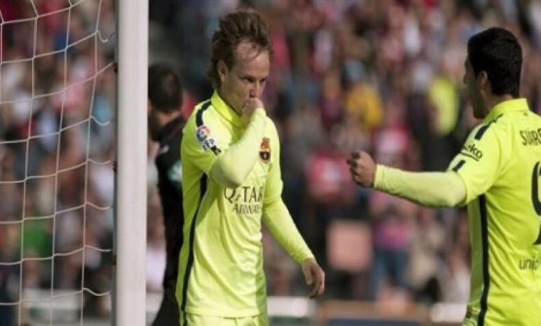 برشلونة يؤكد اصابة راكيتيتش بقطع بسيط في ربلة الساق اليمنى