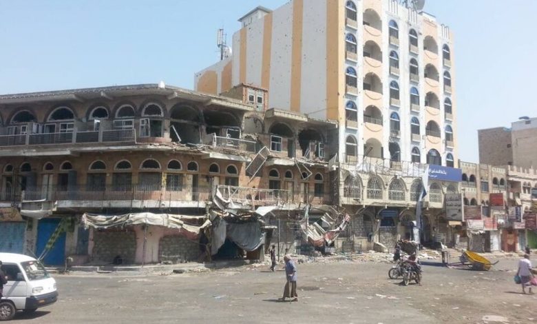 استشهاد وإصابة 24 مدنياً بقصف المليشيا على أحياء وأرياف تعز