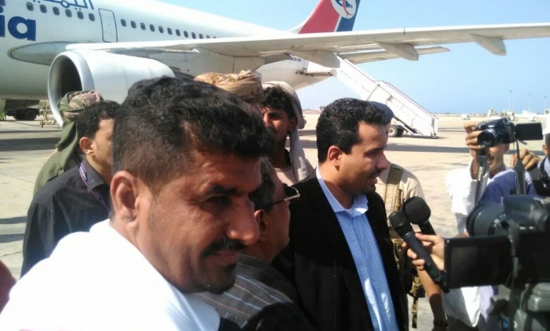 الوزير الحالمي : جهود يمنية إماراتية افضت الى إعادة إستئناف مطار عدن لنشاطة الملاحي