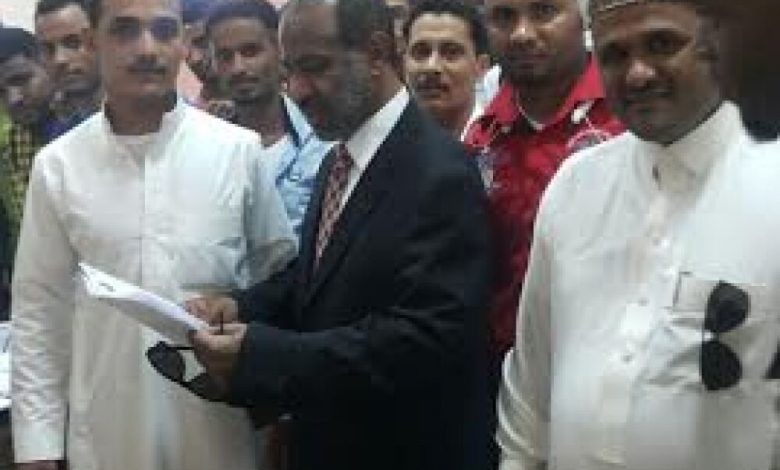 نائب القنصل العام بمدينة جدة السفير احمد سعيد نعمان يتفقد لجان تصحيح اوضاع حاملي هوية زائر