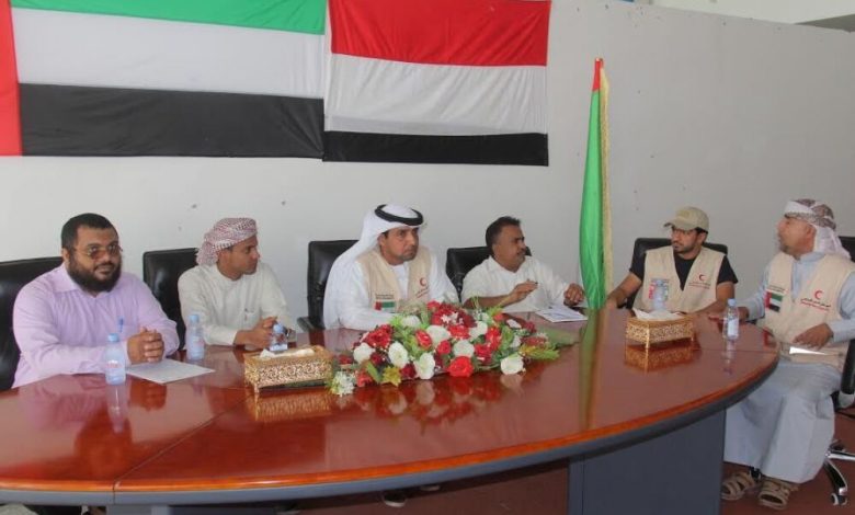 الهلال الأحمر الإماراتي يوقع اتفاقية صيانة وتأثيث مركزاً صحياً في منطقة بئر علي بشبوة