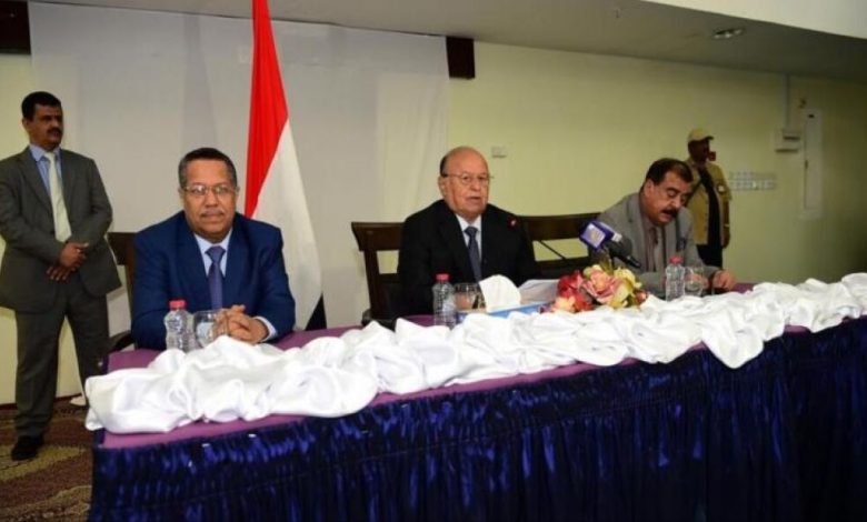 الرئيس اليمني يحظر الإعفاء الضريبي والجمركي