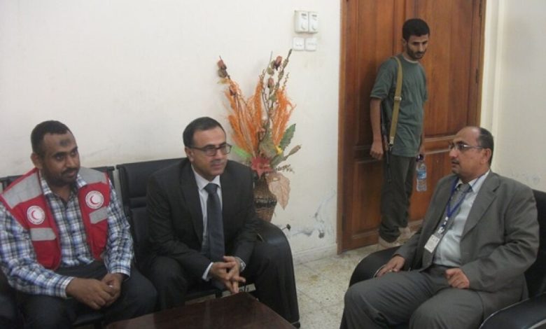 جامعة عدن تبحث مجالات التعاون مع الهلال الأحمر السوداني