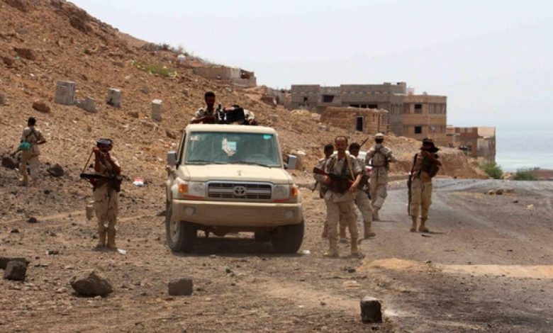 الجيش اليمني يسيطر على مواقع استراتيجية غربي لحج