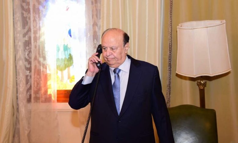 رئيس الجمهورية يجري اتصالين هاتفيين بمحافظ شبوة وقائد محور بيحان