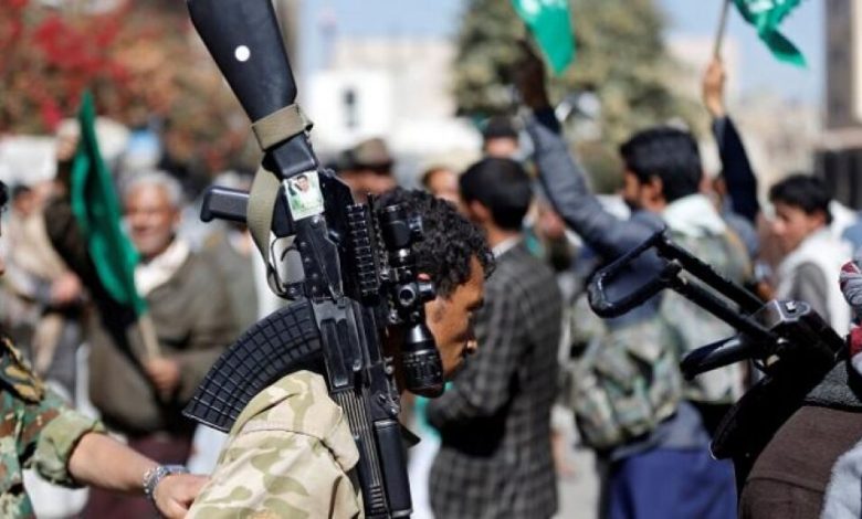 الحوثي يفرض مقررات بجامعة صنعاء تمجد طهران و«حزب الله»