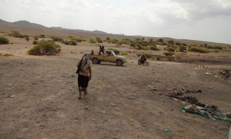 أبطال المقاومة والجيش يطهرون منطقة الأحيوق وممر امداد الحوثيين الى كهبوب