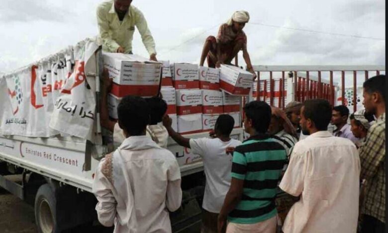 "الهلال الأحمر الإماراتي" يرفع نسق المساعدات الإنسانية في الساحل الغربي باليمن