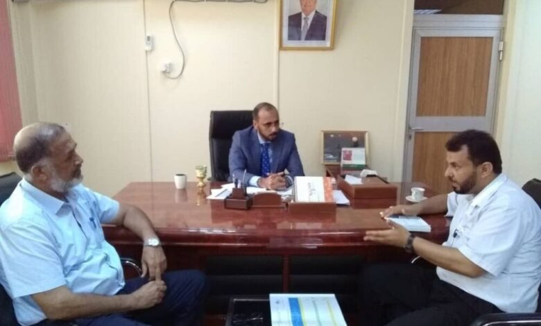 عدن:وزير الثروة السمكية  يلتقي ممثل مؤسسة MDF
