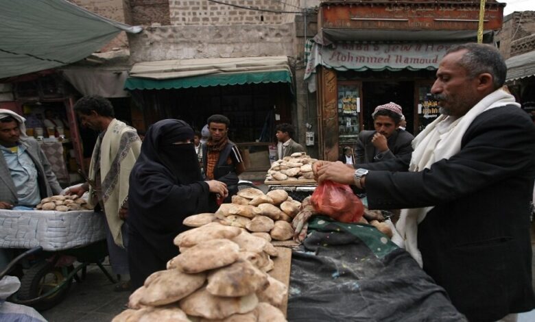 جبايات الحوثيين على المخابز تثير استياء في صنعاء