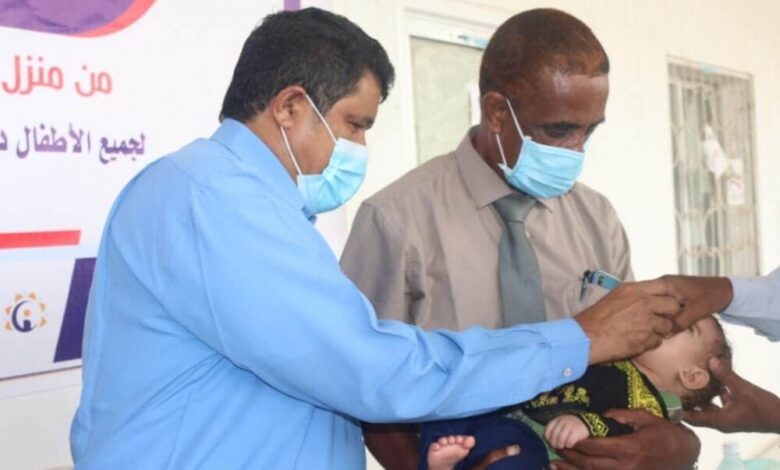 أمين عام محلي المهرة يدشن الحملة التكميلية ضد مرض شلل الأطفال