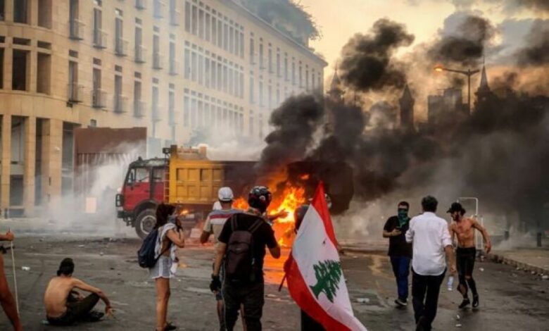 عرض الصحف البريطانية - في الغارديان: مطالبات بتغيير دائم في لبنان بعد انفجار بيروت