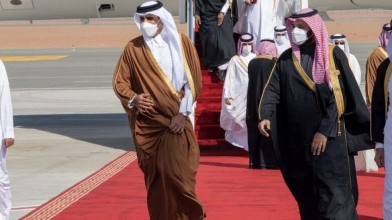 عرض الصحف البريطانية - المصالحة الخليجية: ما أسباب عودة العلاقات بين السعودية وقطر؟